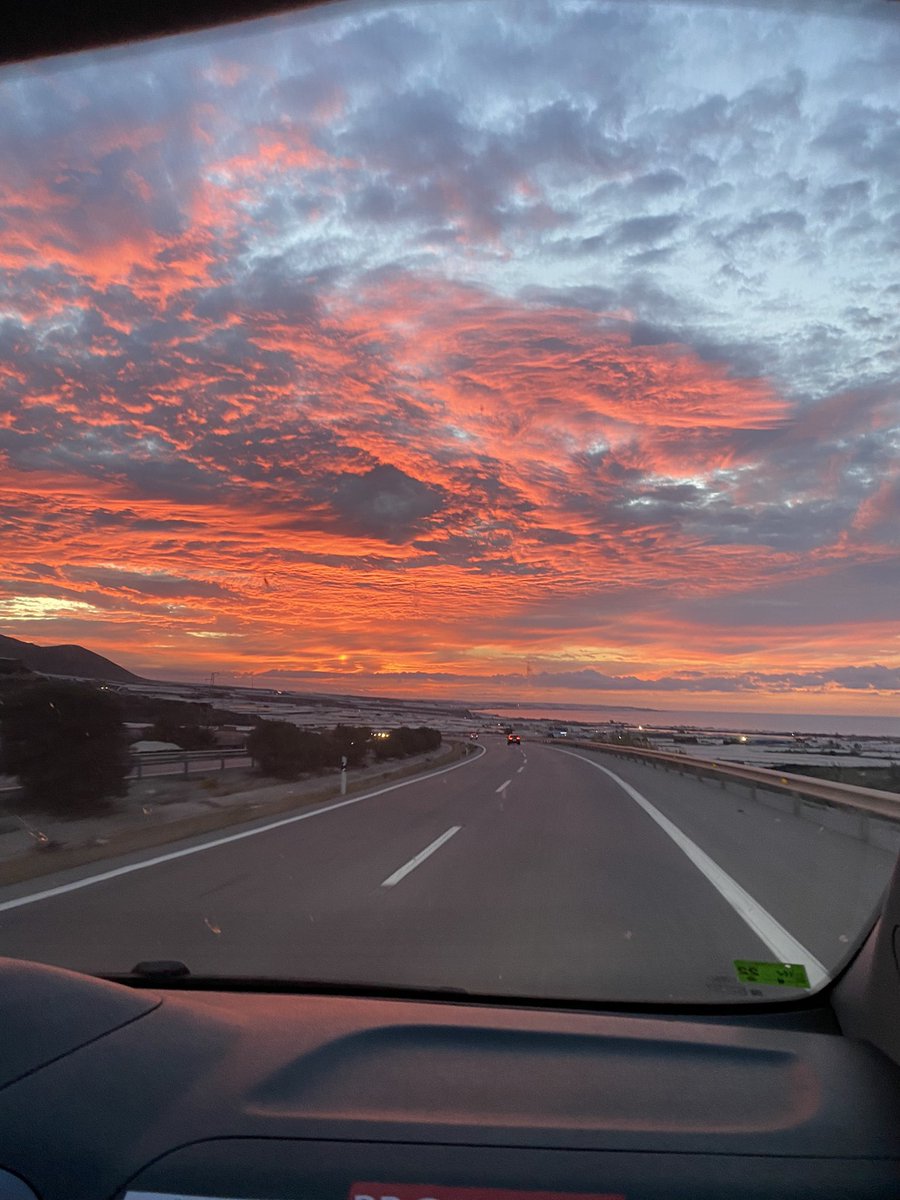 viajar mirando el cielo>>>>>>>>>>>