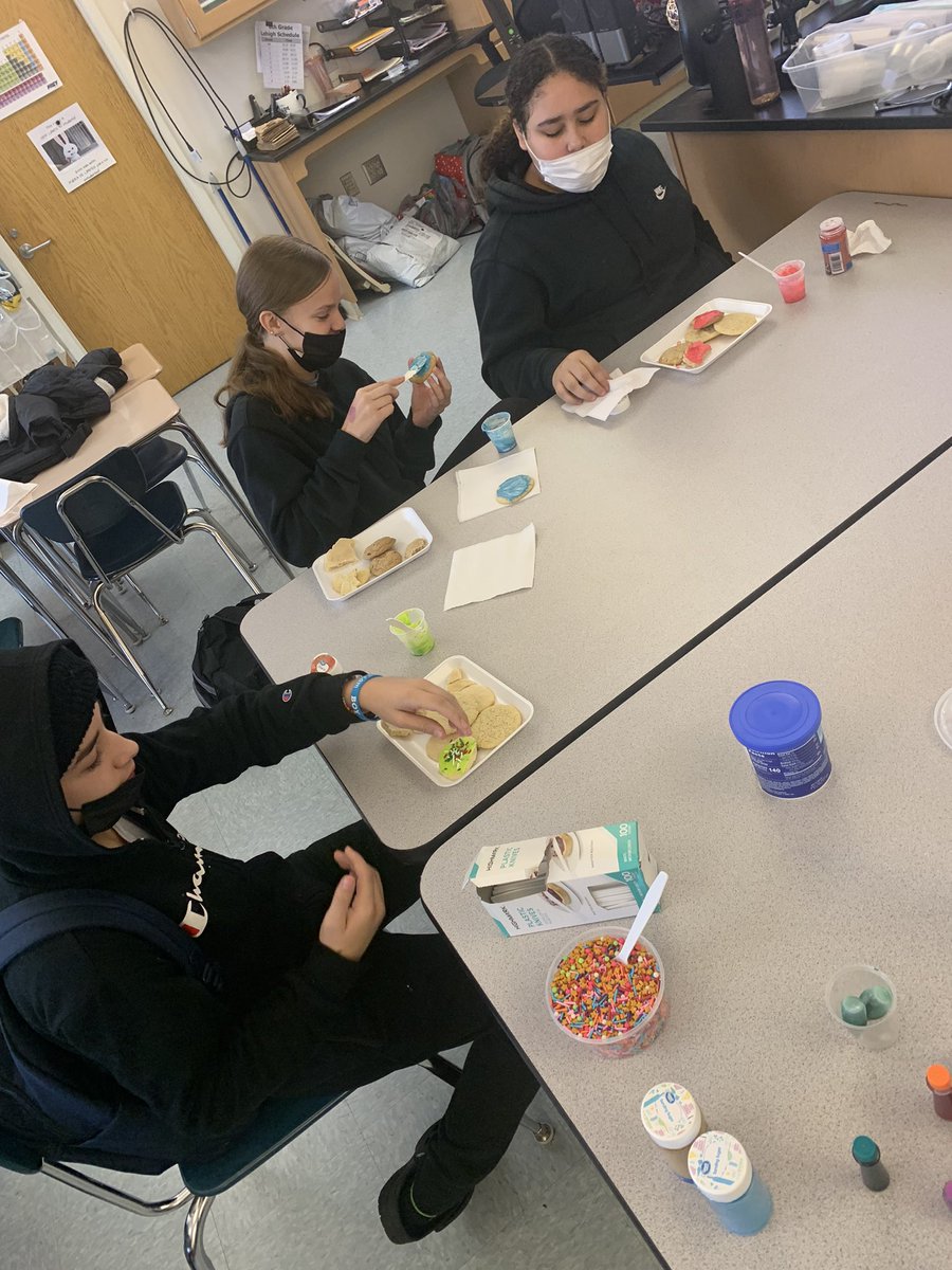 Measurement and ratios helped us make the BEST cookies for the each other! @BASDBroughalCS #cookiepalooza #mathISfun