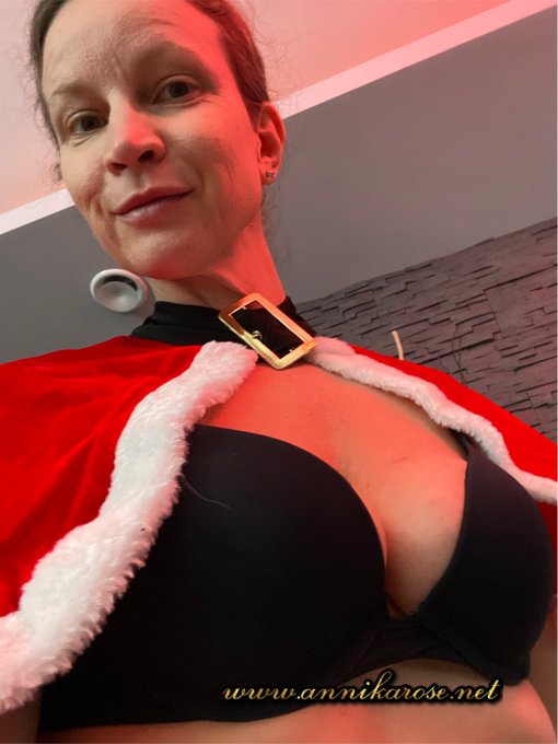 Gute Nacht und schon mal nen sch&ouml;nen #Advent 😝 https://t.co/Ymfecb8ppd<a href="/tag/advent"class="tags">#Advent</a>