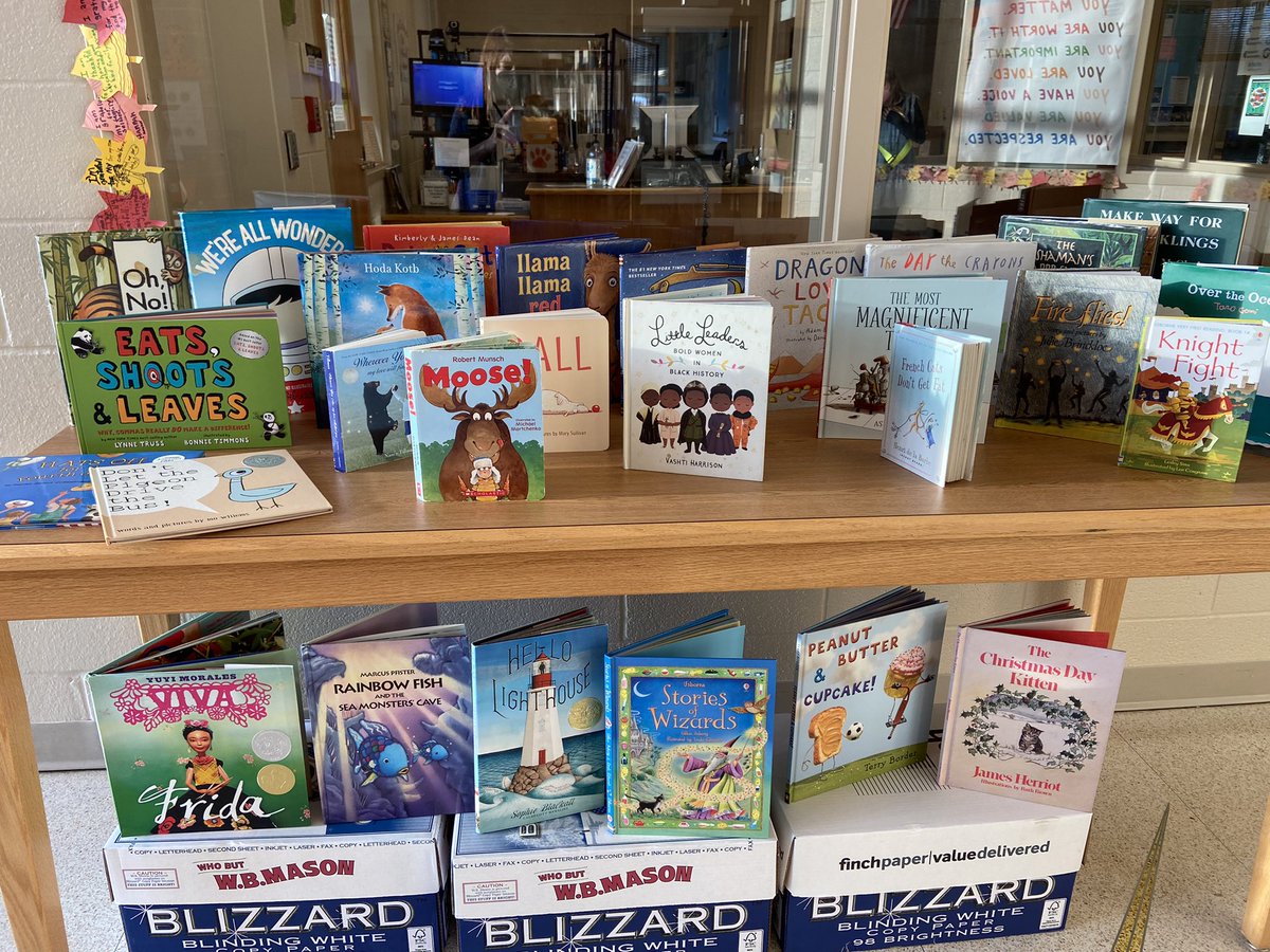 carderock_media's tweet photo. What a great Friday-Pajama Day and book swap! So many nice books were swapped for reading over winter break!@PrincipalCSES #CarderockMagic https://t.co/fsT2YvNDkE
