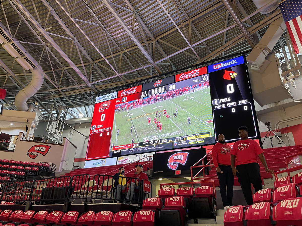 Inside E.A. Diddle Arena a little early today before WKU basketball vs. Louisville to catch the rest of WKU football vs. App State in the Boca Raton Bowl. It’s a great Saturday to be a Hilltopper.