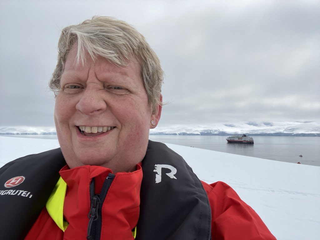 Lesley Goodburn tweet media