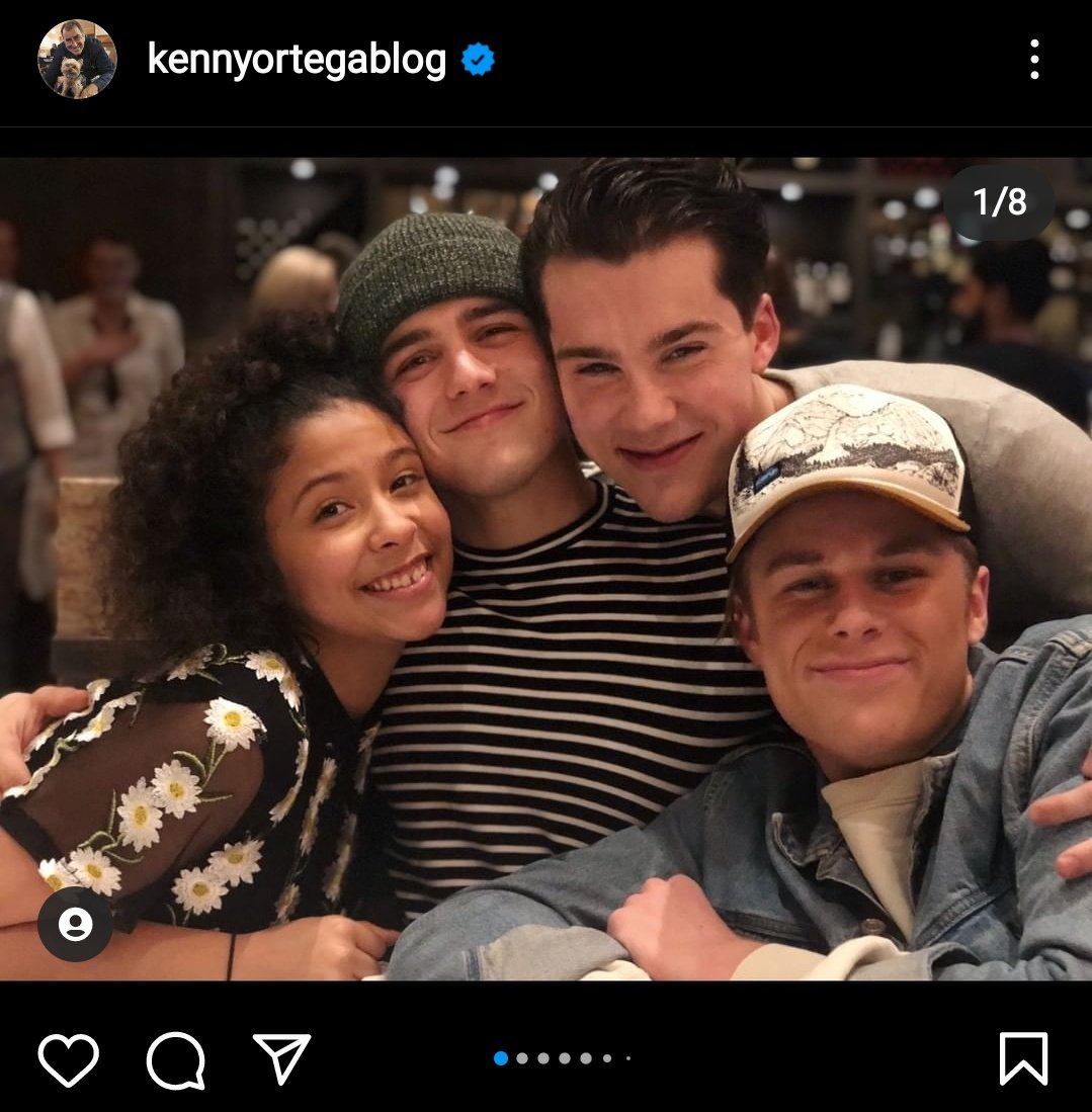 juliesghosts's tweet image. this just ruined my life. like a piece of my soul just got ripped out of me. like there's a gaping hole in my heart. julie and the phantoms might've been targeted at kids but no one can deny that it was definitely a hit series for netflix and the cancellation makes zero sense