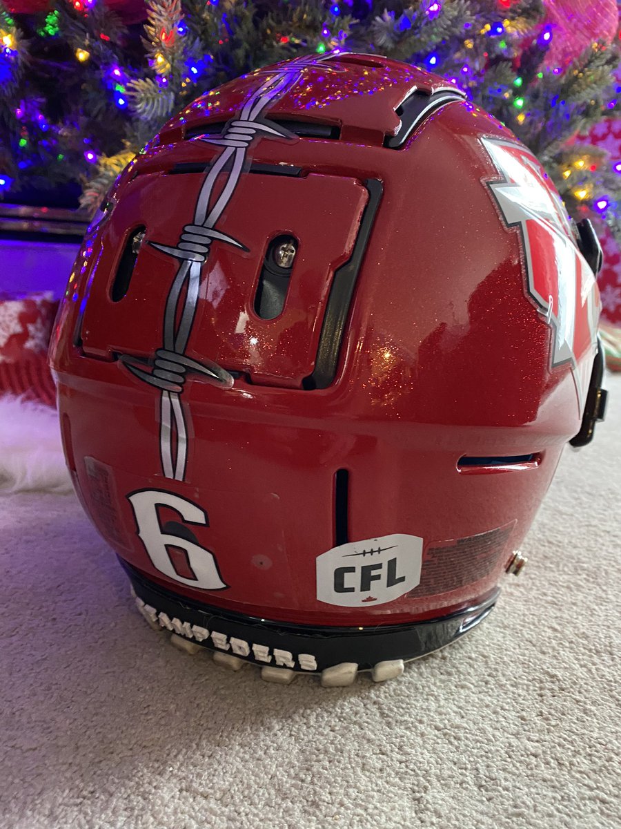Rgcoppens's tweet photo. So pumped to score @tre5_roberson helmet!!!
#LockerRoomSale @calstampeders https://t.co/2zlsxmUW3X