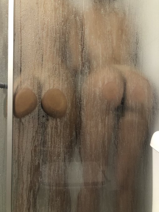 Watch Indianara Jung's leaked NSFW photo on TwXstars