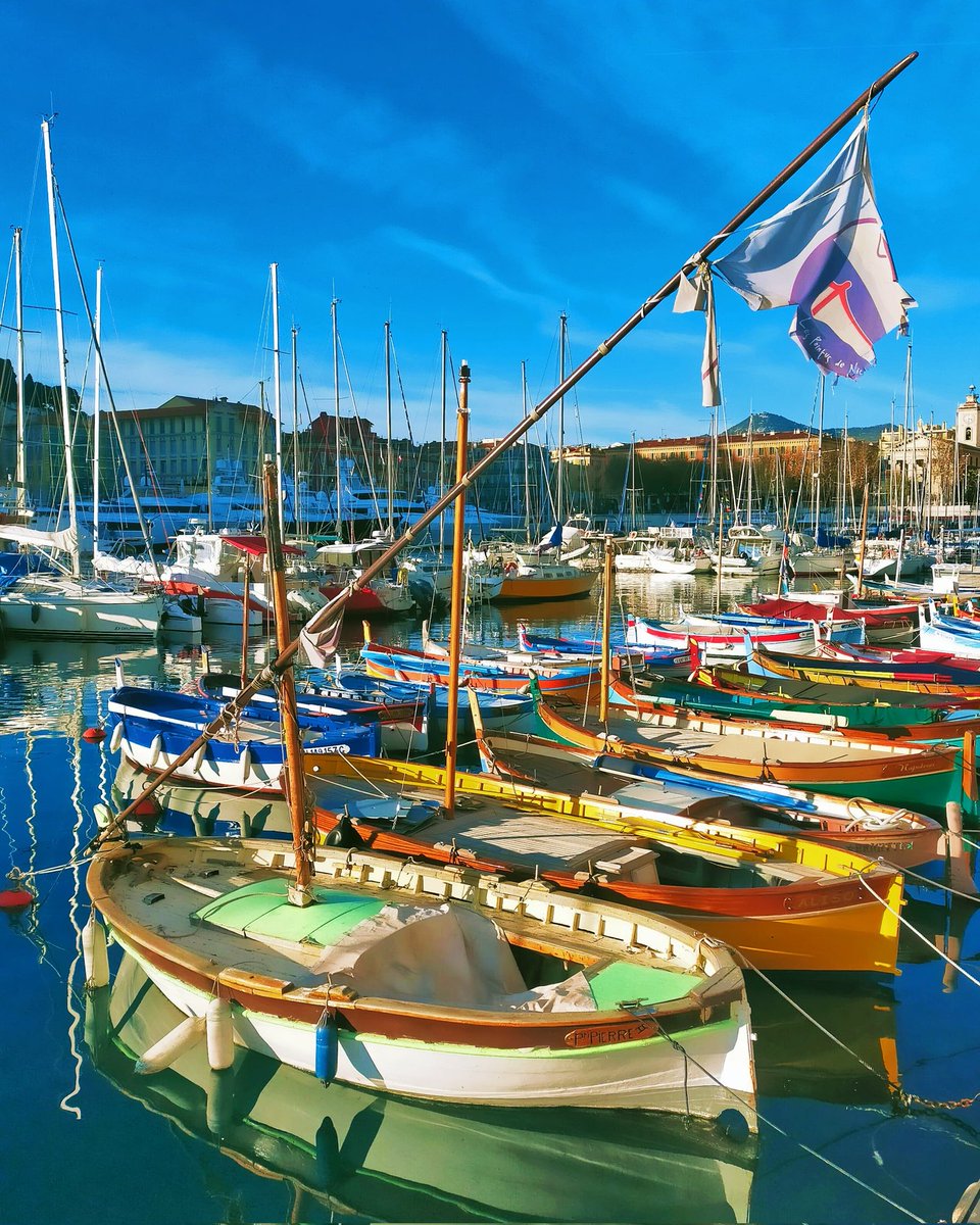 06katze's tweet photo. Port de Nice ☀️🛳️🇫🇷🇪🇺
#frenchriviera #Nice06 #CotedAzurFrance #exploreNiceFrance #ilovenice #katze06 #06katze #Nicetourisme https://t.co/ge5nAqqsZJ