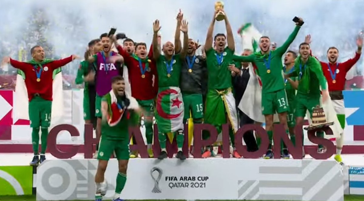 ألف مبروك لمنتخبنا الوطني الجزائر ⁦🇩🇿⁩ لفوزه 🥇 و تتويجه بكأس العرب، فرحتونا يا محاربي الصحراء يا أبطال.
🏆 We made it 🏆
#123vivalAlgérie
#FIFAArabCup2021