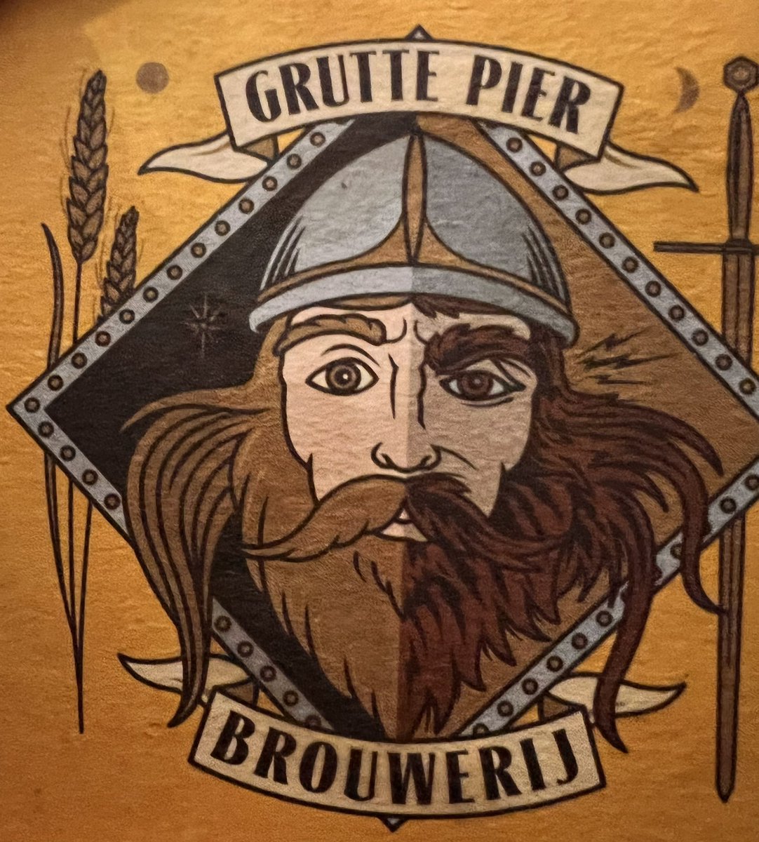 WesleyWilschut's tweet photo. Straks een online bierproeverij van Grutte Pier. De fuet, nootjes en chocolade staan al klaar. #slockdown https://t.co/lLWNQJRBcQ