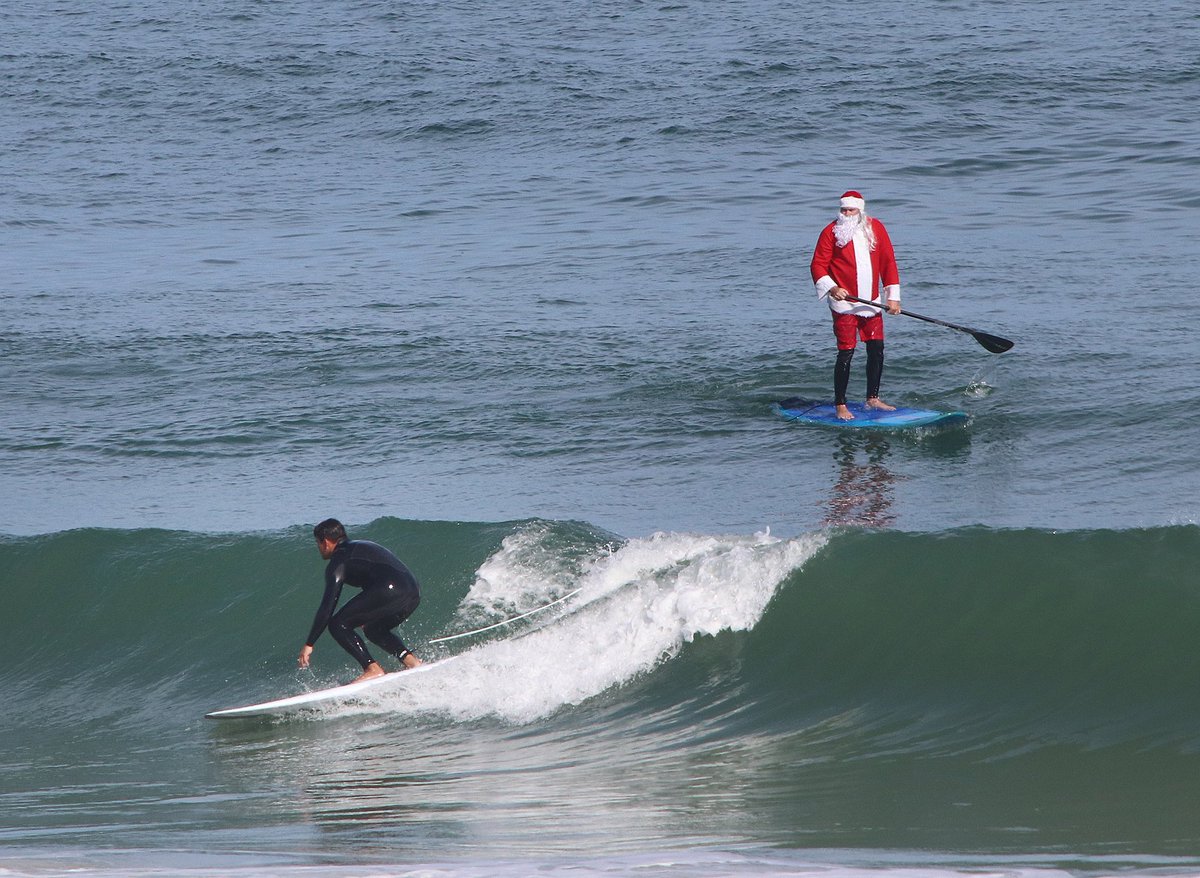 jtillervision's tweet photo. Santa was seen surfing off Flagler Beach Florida Saturday! https://t.co/gWiNZlD0wA