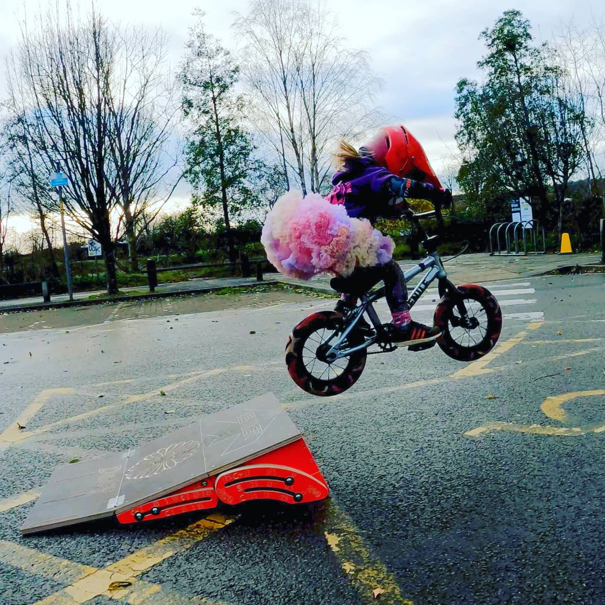 Pint_size_cyclist tweet media