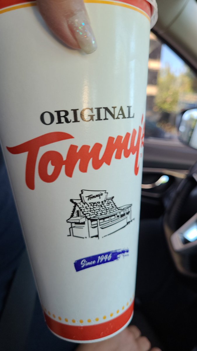 chula_cyn's tweet photo. @OriginalTommys Christmas  shopping  fuel ..who else is almost done with Christmas shopping?? https://t.co/RPfoNO9ZPF