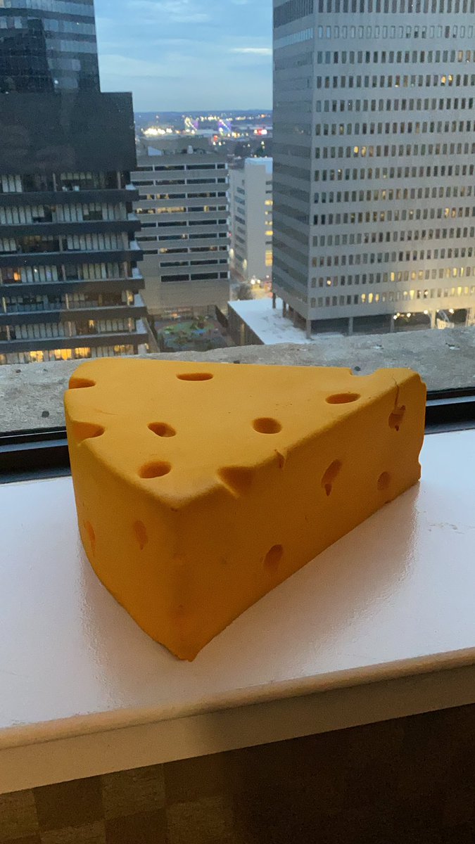 Wanda_Fanda's tweet photo. The cheesehead has arrived in Baltimore. Yo @tae15adams @DavidBakhtiari where you at?! #GoPackGo https://t.co/a44dxawQy1