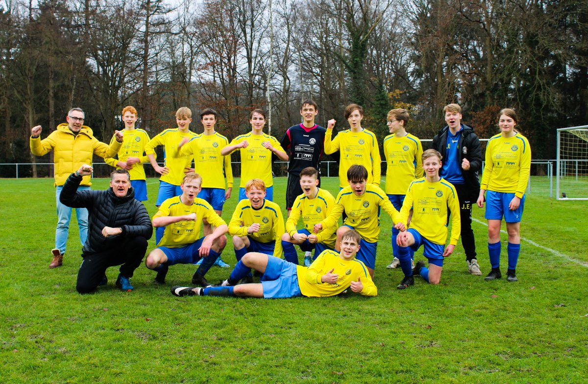 sv Hatto-Heim JO17-2  kampioen
Gefeliciteerd mannen netjes gedaan