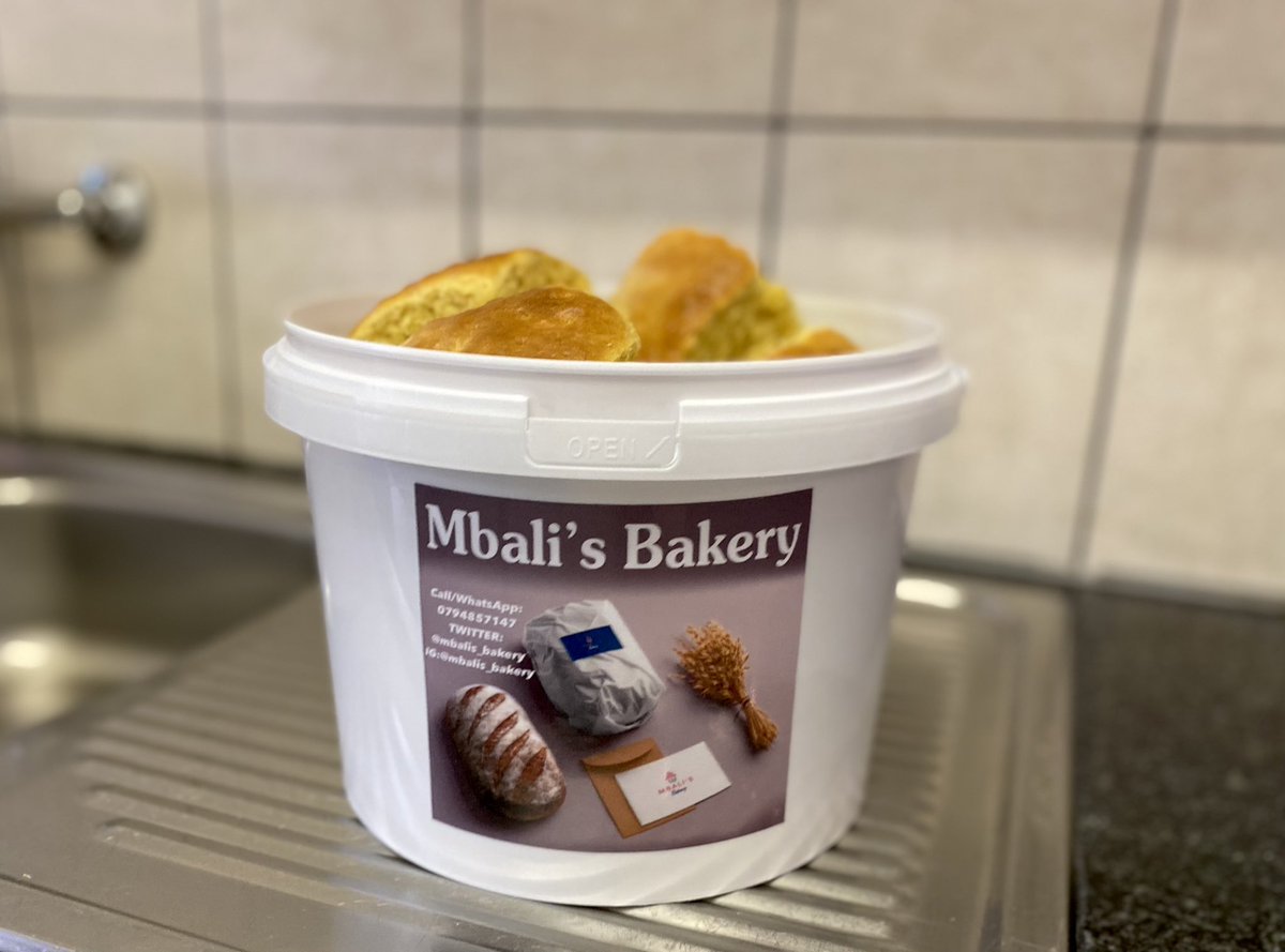 tito_mboweni's tweet photo. It is great when young people are entrepreneurs. Look at this ⁦@mbalis_bakery⁩ . Let us support this initiative. https://t.co/rFUzcLENYx