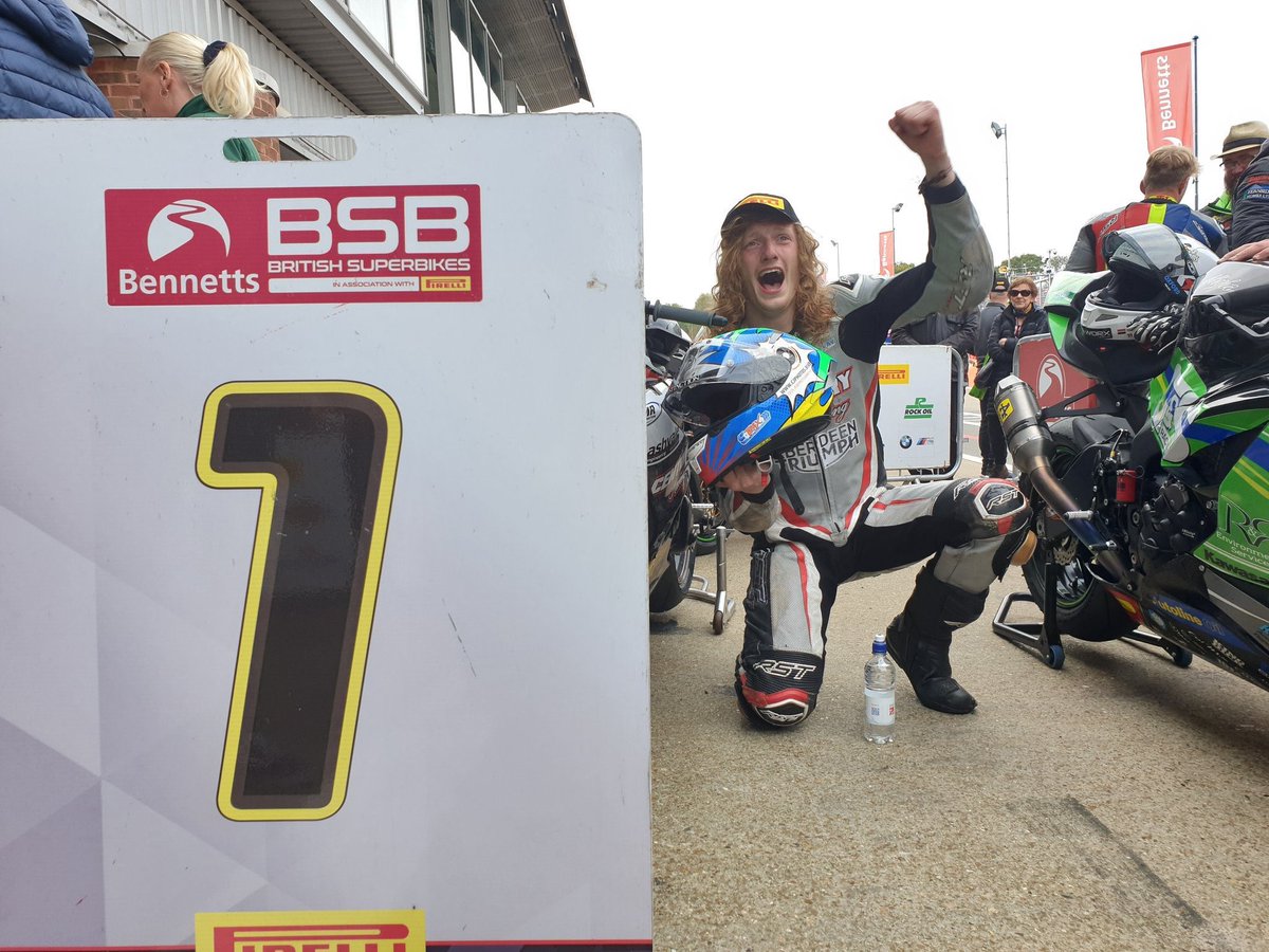 GIrwinRacing's tweet photo. This lad is incredibly talented and still without an opportunity for next year. Has worked his ass off to raise a good budjet aswel. Please get in contact with me if any opportunities are out there https://t.co/uqTNc4elLx