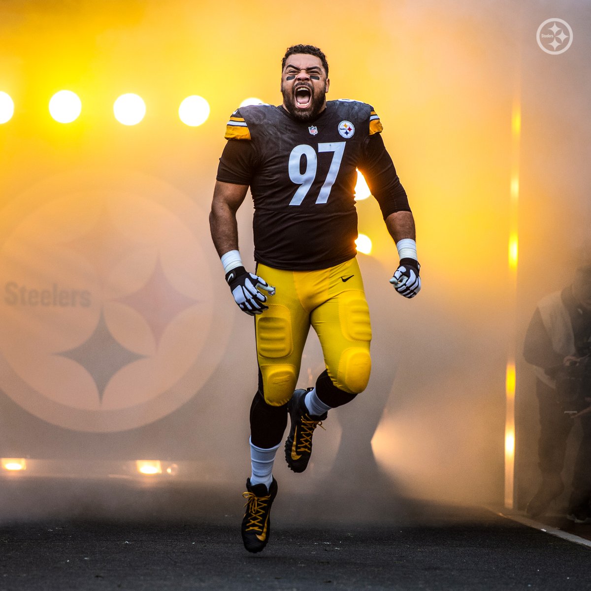 steelers's tweet photo. 😤 @CamHeyward 😤

#WPMOYChallenge Heyward
#WPMOYChallenge Heyward
#WPMOYChallenge Heyward
#WPMOYChallenge Heyward https://t.co/273ZvS4RAB
