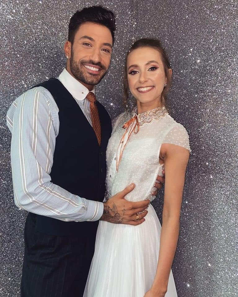 VOTE - Rose Ayling-Ellis and Giovanni Pernice, we are all supporting you tonight. Amazing talent, beautiful technical dancing ability and inspiring souls will shine through!  @RoseAylingEllis  @TeamRio_SCD bsl  #deaf #access #Strictly2021