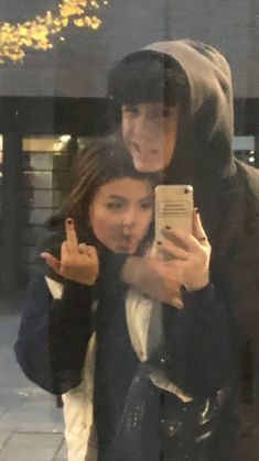 HunterCrossFA's tweet photo. Fabs te conocí muy poco pero lo suficiente para tenerte un cariño increíble, gracias por tus palabras tan lindas, gracias por siempre tener una vibra tan bonita. Cuídate y recuerda lo valiosa que eres, te quiero♡. https://t.co/KhzXsElv4R