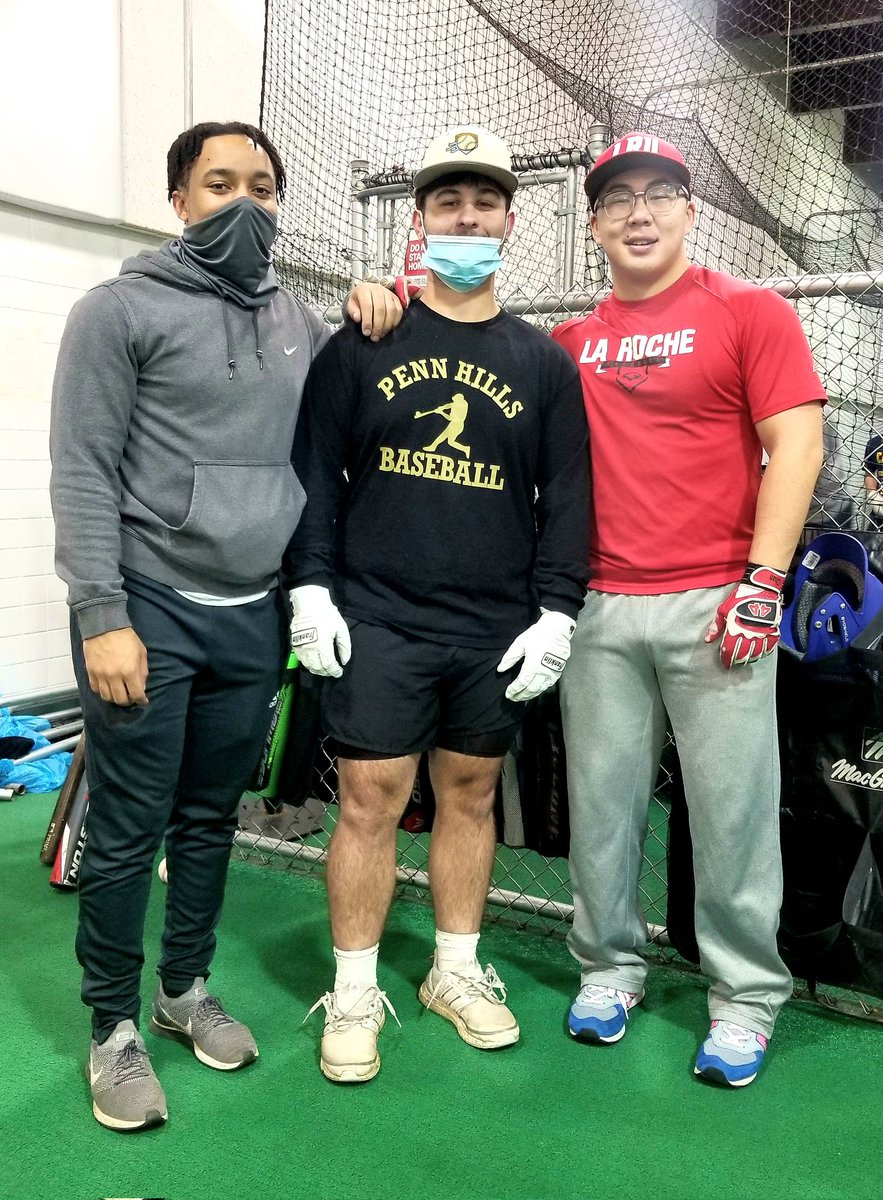 It's always great to have our alumni visit!  From left to right is <a href="/DiceSports/">Allderdice Sports</a> grad &amp; <a href="/xulagold/">XULA Athletics</a> IF <a href="/seangraves0/">Sean Graves</a>, <a href="/baseball_ph/">Penn Hills High School Baseball</a> grad &amp; <a href="/ChathamUBase/">Chatham Cougars Baseball</a> IF, <a href="/ant_3524/">Anthony Sciulli</a> and <a href="/CarrickAth415/">Carrick_Athletics</a> alumni &amp; <a href="/LaRocheBaseball/">La Roche Baseball</a> catcher, <a href="/ChanMasterKi/">D-Bo</a>! #PGHHardballFamily