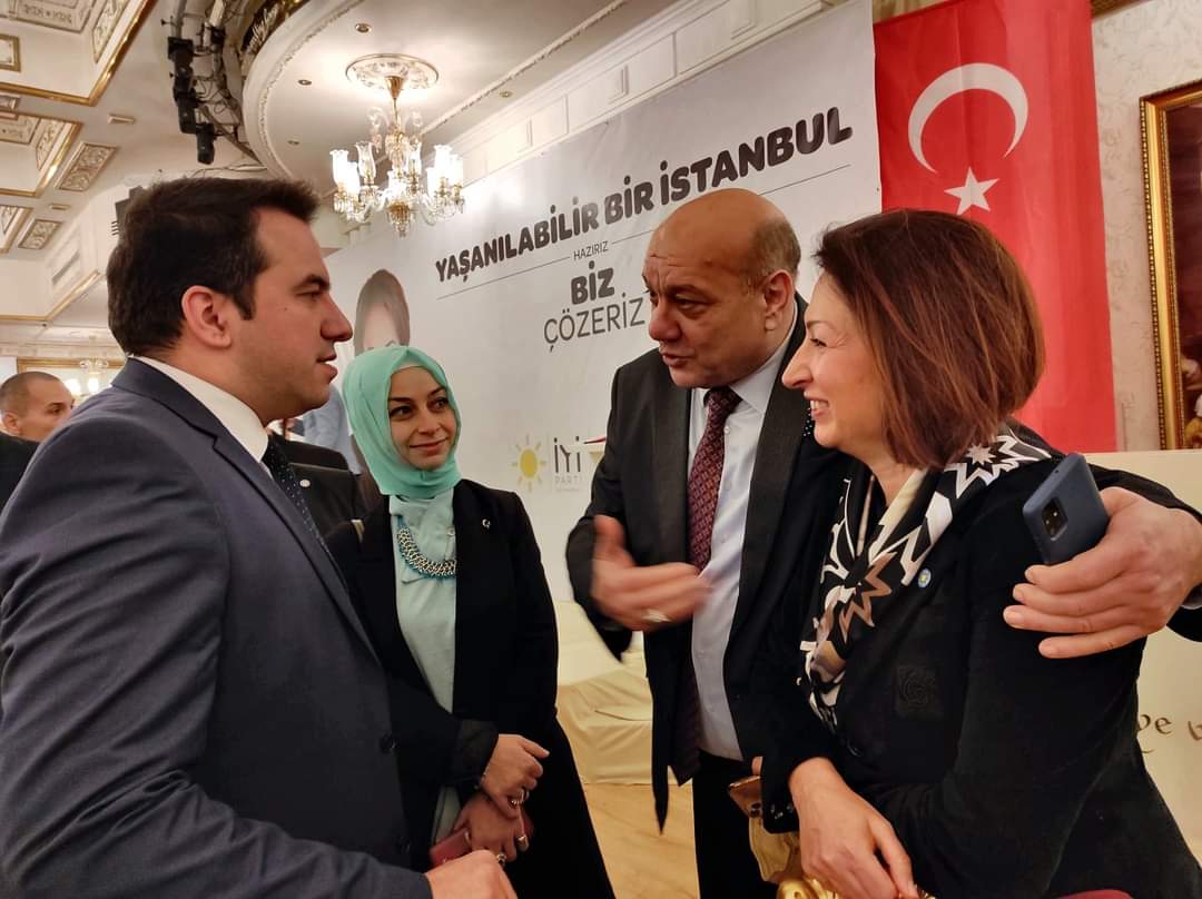 isderfd's tweet photo. İYİ Parti İl Başkanlığı ￼Tarafından düzenlenen Yaşana bilir İstanbul’u Konuşmak üzere 2.Bölge Muhtarları ve Sivil Toplum kuruluşları kahvaltılı programına federasyonumuzda katılım sağladı. 
@iyiparti_34 @SBugraKavuncu https://t.co/h6P6DnqPoO