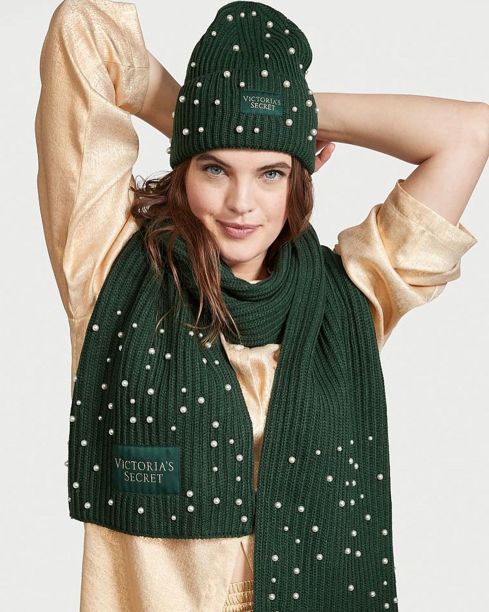 Victoria's Secret. tweet media