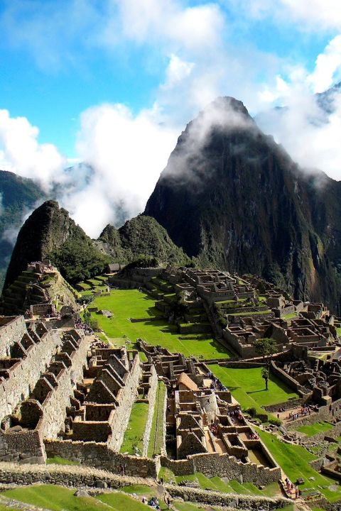 BoxMagic2's tweet image. This World Heritage site is easily the most famous spot in Peru, and for good reason. The ancient terraced city’s astounding architecture and sweeping views of the surrounding mountains will leave you breathless (as might the nearly 8,000 foot elevation.)