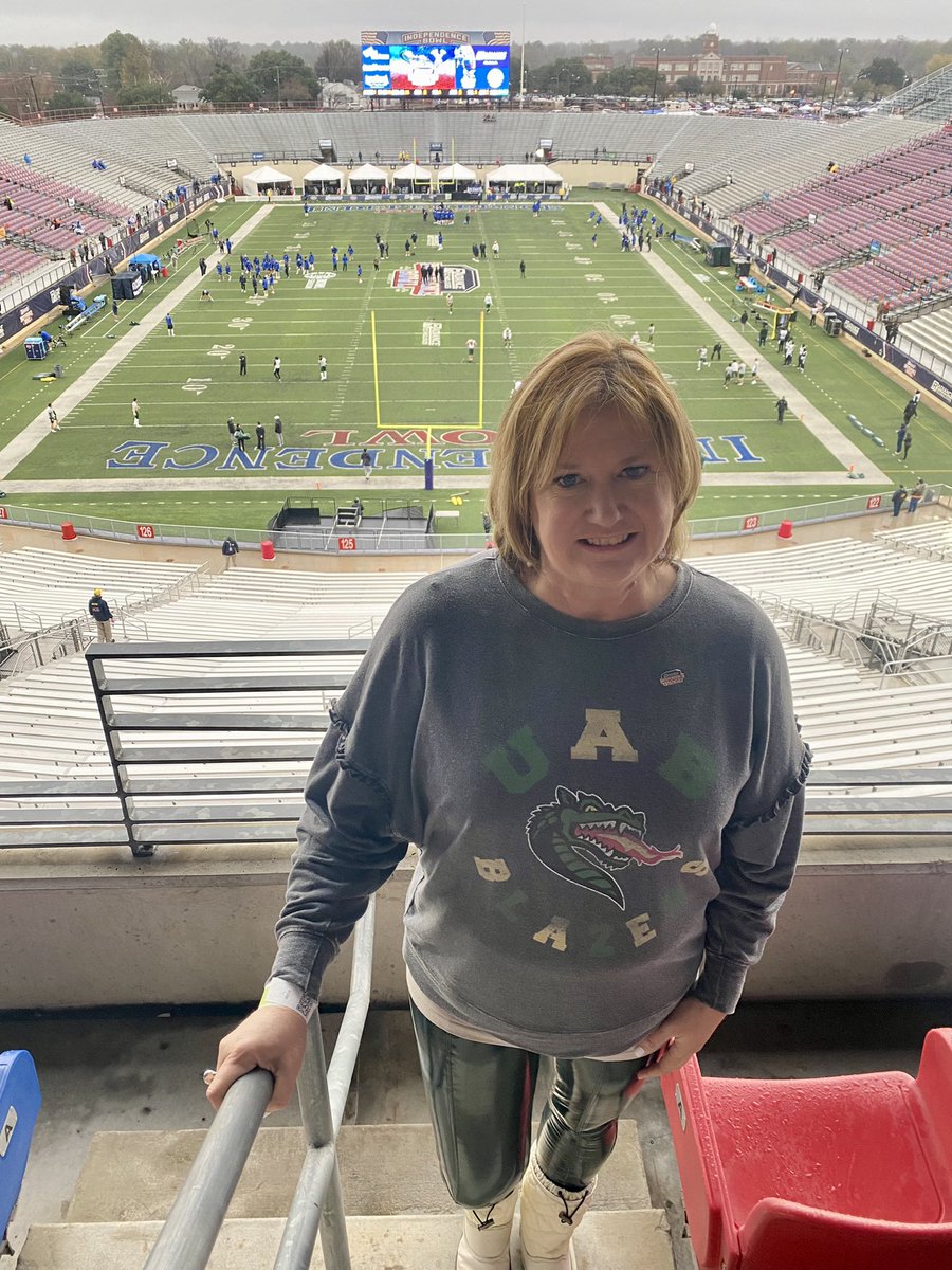 So ready for some UAB Football in the incredible Independence Bowl in the cutest sweatshirt by Gameday Couture! <a href="/IndyBowl/">Radiance Technologies Independence Bowl</a> <a href="/GamedayCouture1/">Gameday Couture</a> <a href="/GamedayCouture2/">Shawnna</a> <a href="/AFCWA_ORG/">AFCWA</a>