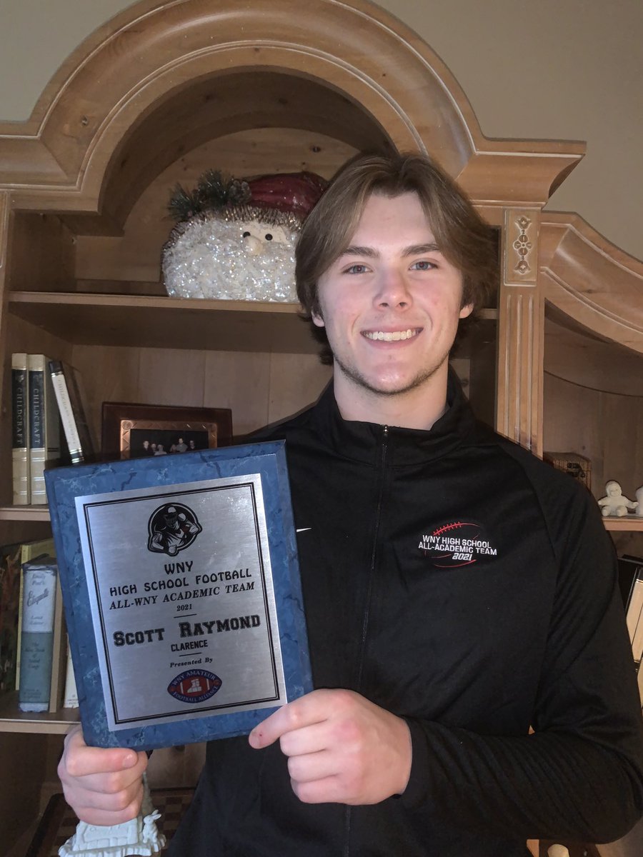scottraymond_'s tweet photo. Section VI AA Defensive Player of the Year.
All-WNY Academic Team.
Mount Crushmore.
I had an amazing time at the annual awards banquet for @MrSection6, surrounded by the top football talent in all of WNY. Thank you! @REDDEVILSVFB @pearlman_cole @WNYAthletics https://t.co/L0n26pvoFc