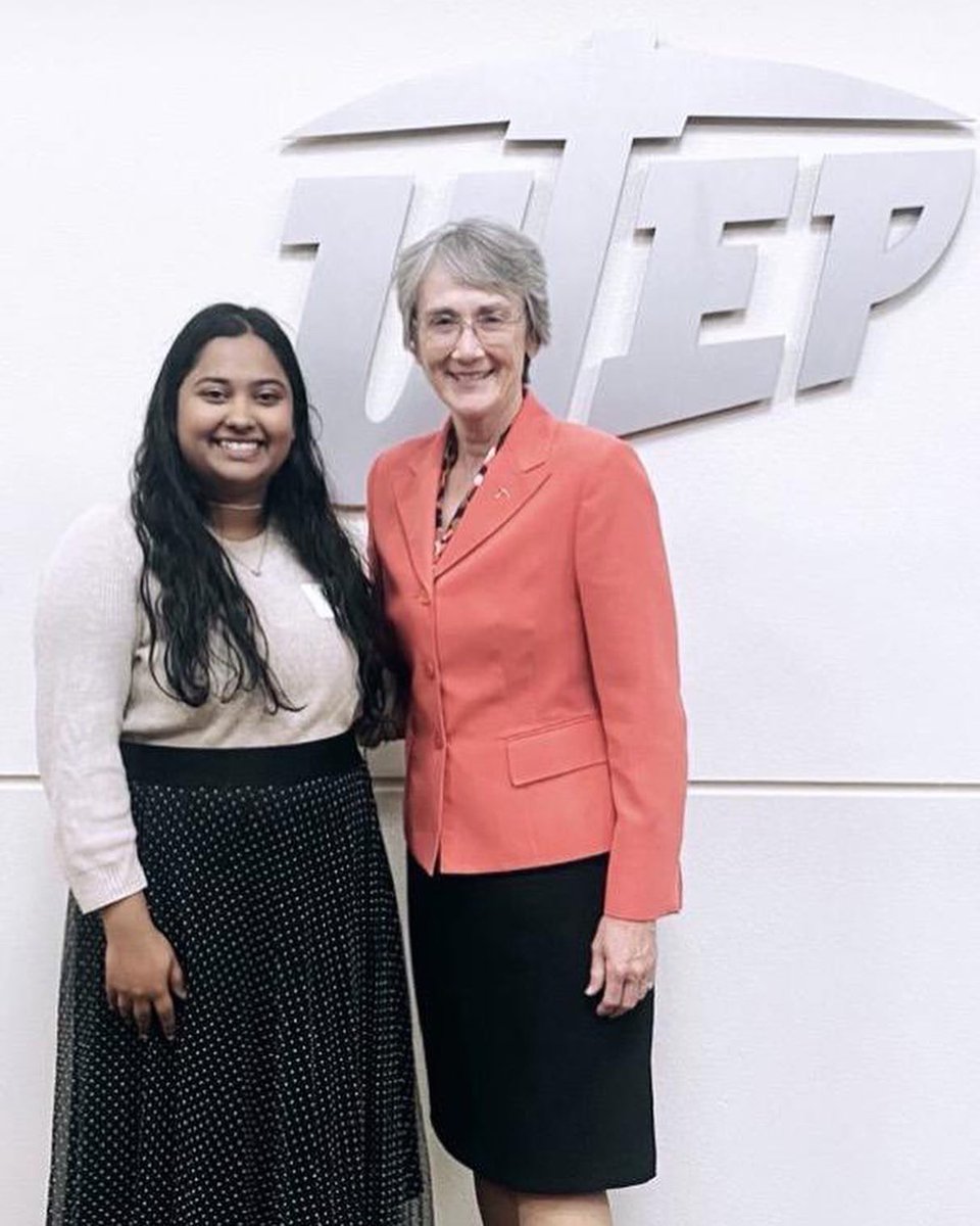 Several of our Terry Scholars got to take part as Hoover House Ambassadors this past semester. We would like to thank and recognize all of our ambassadors for being active leaders in their community. 
#TerryProud