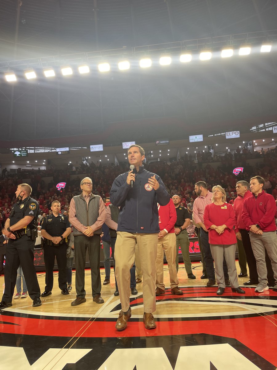 GovAndyBeshear's tweet photo. At the @WKU_Basketball vs. @LouisvilleMBB game, there was only one team: #TeamKentucky. Tonight we raised awareness of the folks in need throughout Western Kentucky as we see people from around the commonwealth and the country stand up to help us recover and rebuild. https://t.co/sF5jezSAl7