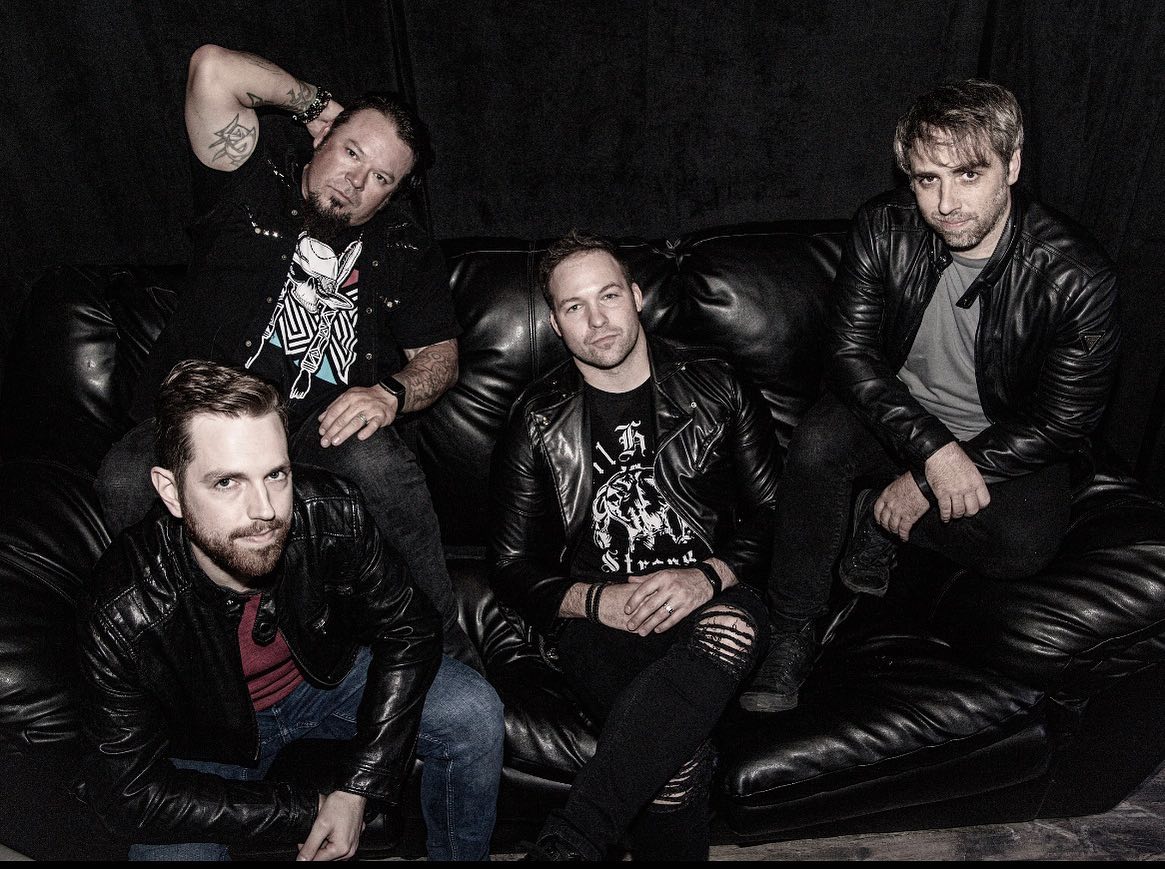 TheHookRocks's tweet photo. 👉Christ Foust from the Nashville based band @FoustBand returns to The Hook Rocks New Music Spotlight to talk the latest EP "It's A Vibe". Learn more about the album & the music! @PantheonPods
APPLE
https://t.co/WZXjpbzrYC
GOOGLE
https://t.co/VrCkN4lzye https://t.co/PFStAOANmE