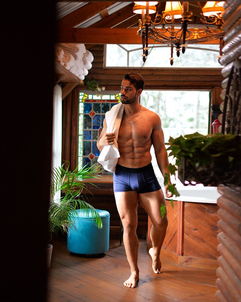 FG6zI2rXMAIJZAJ?format=jpg&name=medium