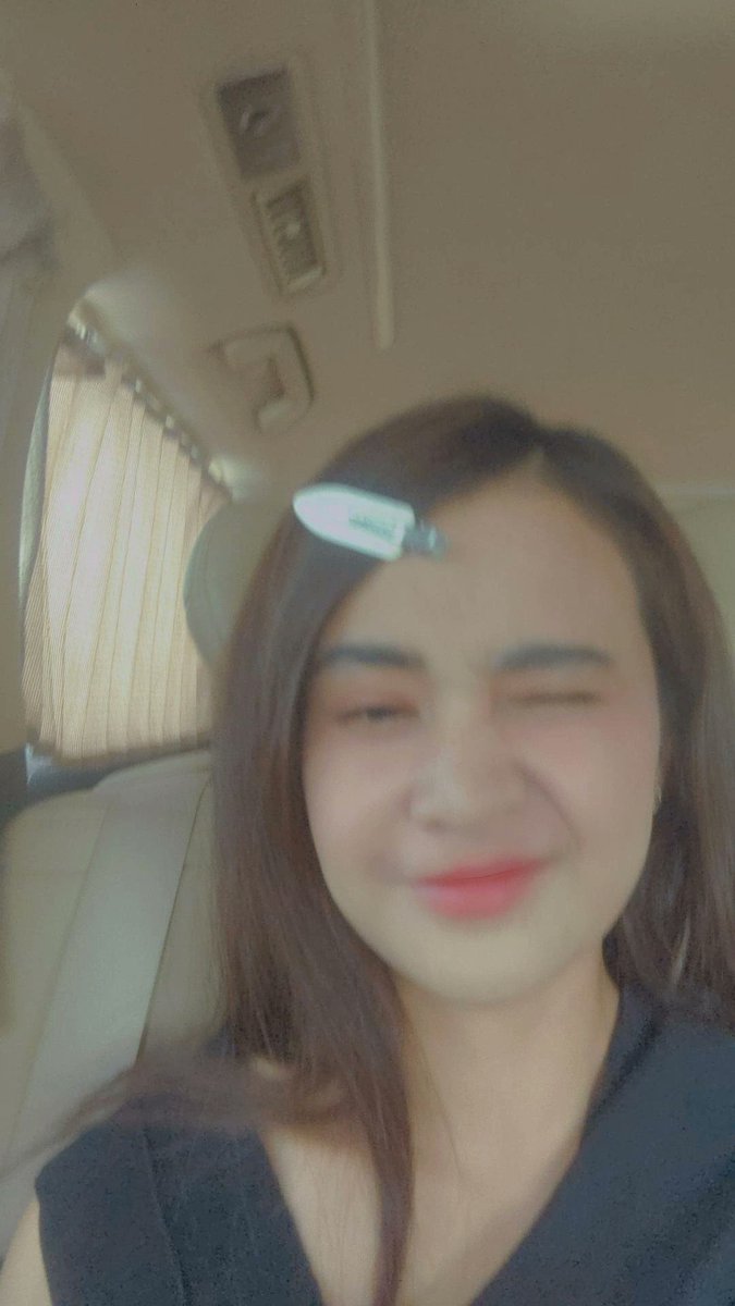 michelleziu's tweet photo. Start super early today, bangun jam 6- jam -7.30 meeting - skrg otw , pagi pagi kepala uda anget https://t.co/iDsmJRRXGS