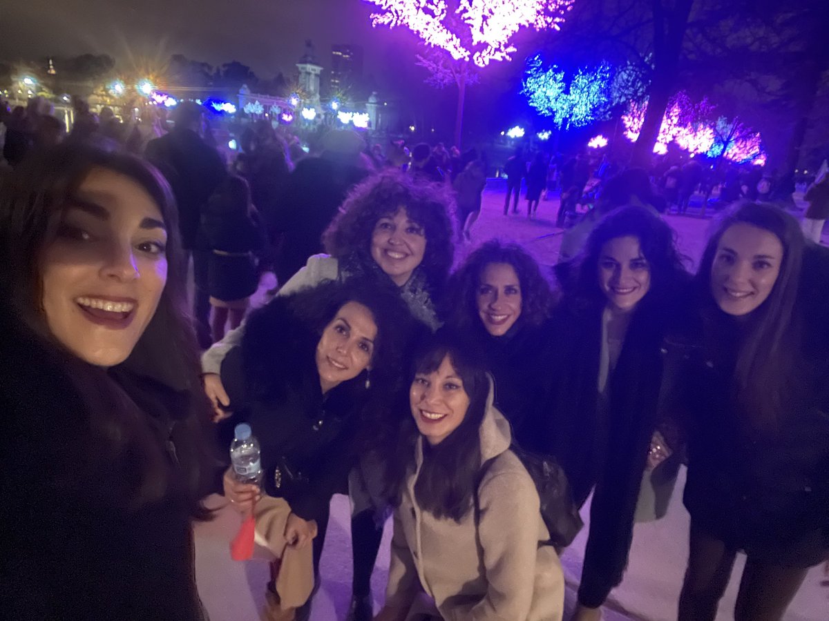NuriaCorregidor's tweet photo. Ellas https://t.co/1asR25BeBK