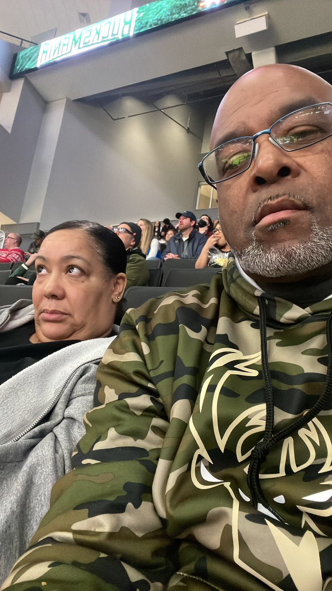ppakapix1's tweet photo. #fearthedeer https://t.co/tOV1mRIGZx