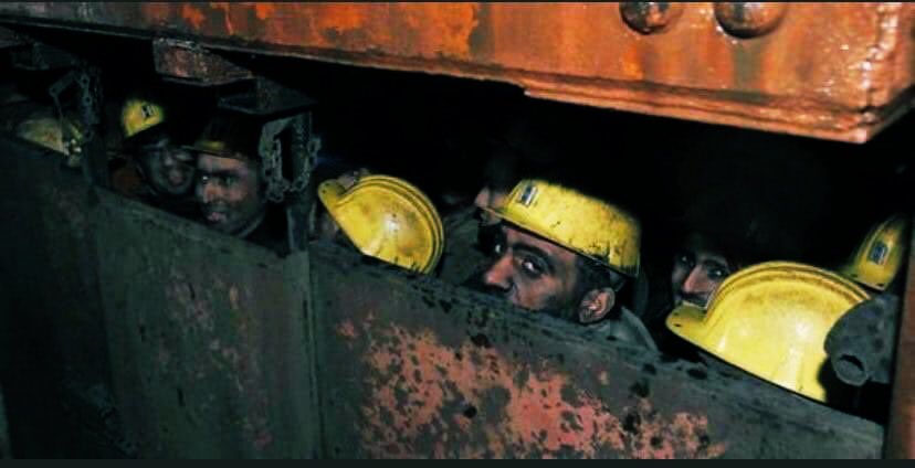 İzmir-#Kınık kömür ocağında meydana gelen göçük nedeniyle yaralanan emekçi kardeşlerimize acil şifalar diliyorum.

Göçükten etkilenen tüm emekçilere ve kömür ocağında örgütlü olan Öz Maden-İş’e, <a href="/hakiskonf/">HAKİŞ KONFEDERASYONU</a> ‘na geçmiş olsun diyorum.