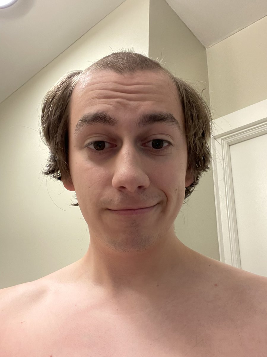 lilsasquatch66's tweet photo. Last time I ever go to Supercuts. Fuck this shit. https://t.co/z8v2VrrZDr