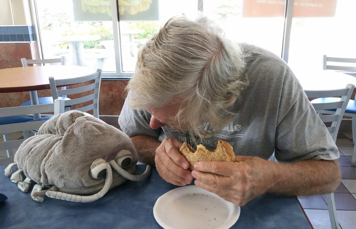 JohnRMoffitt's tweet photo. @RecessionCone You should check out ...
#MarellaMonday
#TrilobiteTuesday
#WiwaxiaWednesday
#FossilFriday
You might find me dining with Winnie the Wiwaxia at the WaffleHouse in Waxahachie on a Wednesday. https://t.co/XPNi6c5MtB
