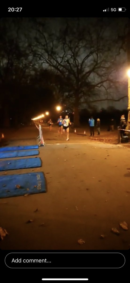 AMillbery's tweet image. Before 2021 my 5K PR was 15:31. 
In September I ran 15:18. 
Last night I split 15:33 on the way to a completely unplanned 25:00/5M 🙏🏼 

Shoutout to @FridayNights5k yet again for another superb event and strong field 👏🏼 
#sub15pending