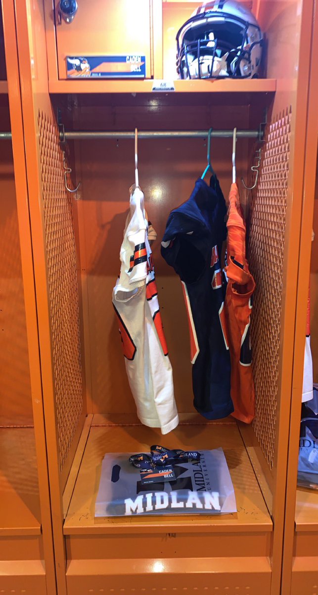 CadenBellx's tweet photo. Than you @MidlandU_FB and the coaching staff for giving me the opportunity to visit the your campus. I had a great time @Coach_Honnold @CoachBenDixon @Coach_Dzuris https://t.co/iMVtQqnx7M
