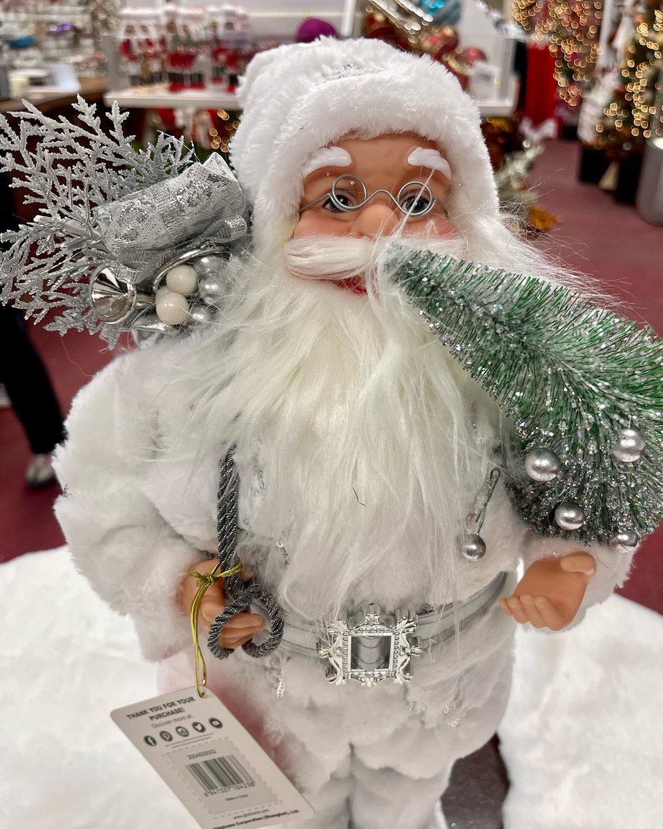HolidayTouch's tweet photo. 🎅Standing Santa Christmas Figure Dressed in Winter White with a Pine Tree🎅
The perfect tabletop or mantle piece to add a festive touch to your holiday decor. #santaclaus #Christmas2021 #ShopThatHolidayTouch #WhereItsAlwaysChristmas https://t.co/OsAq4i4Cae