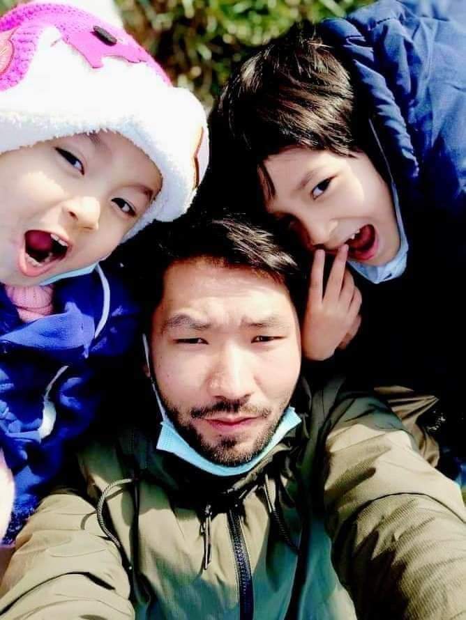 h_bennajeh's tweet image. دمه ويتمهما غل في رقبة كل من يسهم في قتله، وإن تسليمه بمثابة الرصاصة في مسدس القاتل.
#لا_لتسليم_حسن_إدريس