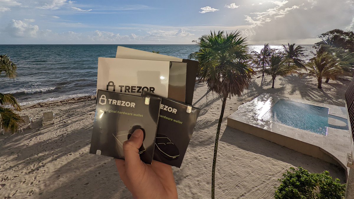 🚨FREE <a href="/Trezor/">Trezor</a> Giveaway!!!🚨

I like you guys so I’m going to give away another (factory sealed) Trezor all the way from Belize🇧🇿

Best cold wallet out there imo

All you have to do to be eligible to win is:
1. Retweet
2. Tag 2 people in the comments

Winner announced on 12/23!