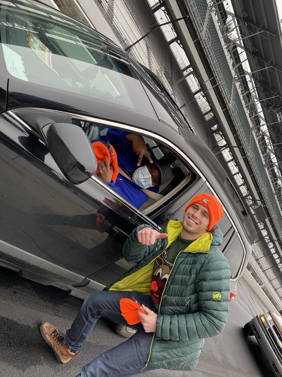 AJFoytRacing's tweet photo. We love that @Dalton_Kellett was @IMS today to help spread some Christmas cheer with @ampharris's Annual "Put A Smile On A Child's Face For Christmas" toy drive! 🎁
#INDYCAR | #KLineInsulators | #AmpHarris https://t.co/YtpREmYOOn