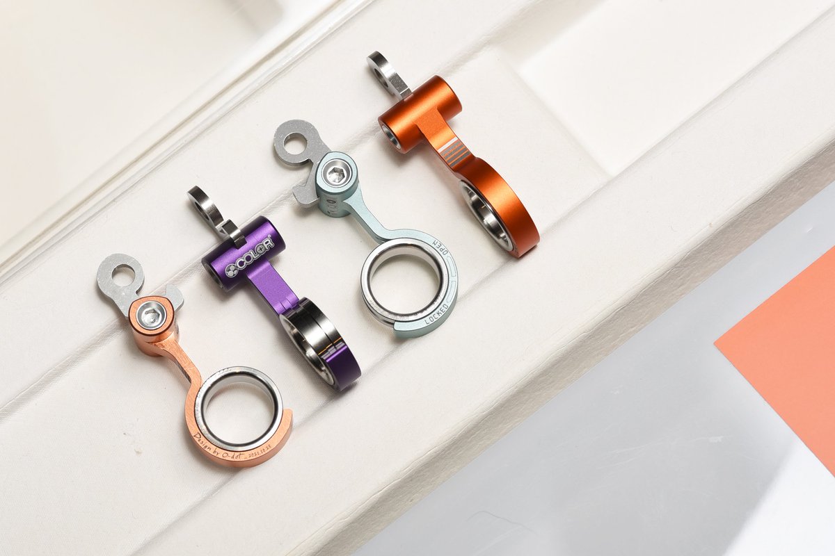 odot0718's tweet photo. Brompton clip used Titanium circle. https://t.co/mfoYLDY7Cn https://t.co/aJ8qlkqXHi