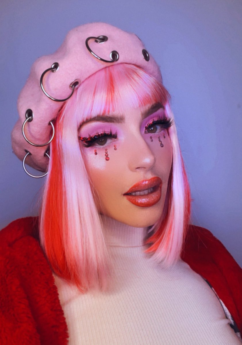 vialsss's tweet photo. the perfect look doesn’t exis- https://t.co/lP0fnPpjai
