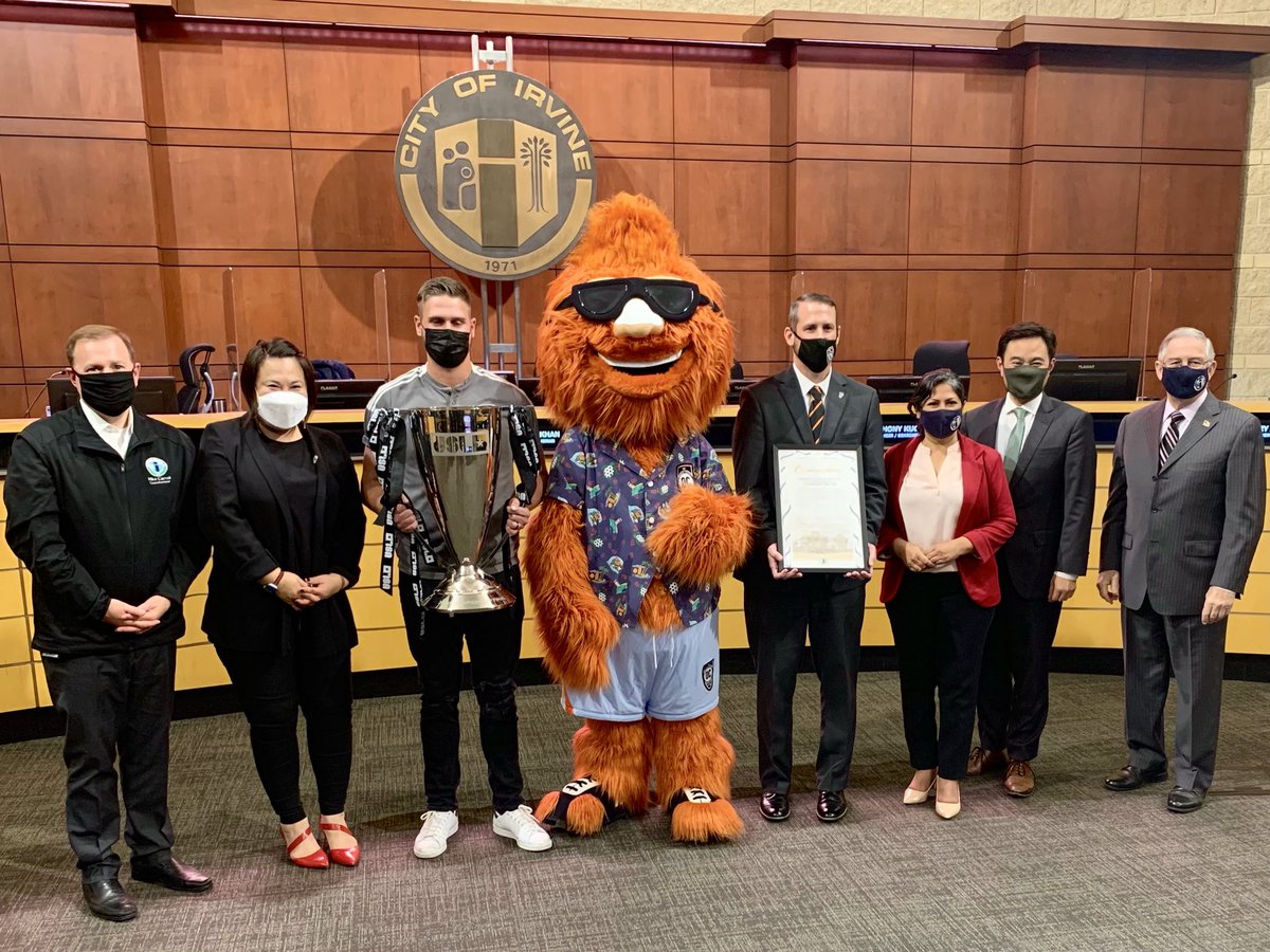 tammykimOC's tweet photo. During our last city council meeting we celebrated the Orange County Soccer Club being crowned the 2021 United Soccer League winners! Congratulations and I wish you continued success next season! 

#irvine #WeAreIrvine #ocsc #Gnarly #soccerlife #soccer #celebrateIrvine https://t.co/bzXKJ6LTG1
