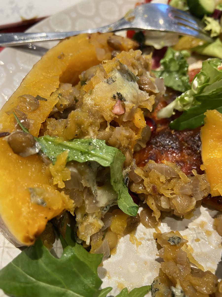 vishalagga's tweet photo. @jamieoliver festive stuffed squash - thanks for the recipe - it did come out fantastic #ChefMonique https://t.co/HMyVGhupBn
