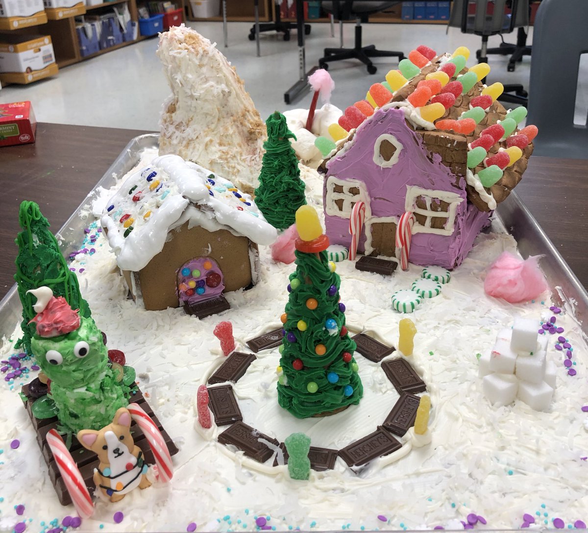 AND Second grade won the gingerbread house contest with our rendition of Who-Ville 💚 

#gingerbreadhouse 

<a href="/LCPSOfficial/">LCPS News</a> 
<a href="/kelly_merrow/">Mrs. Merrow</a> 
<a href="/MeadowlandElem/">MeadowlandElem</a>