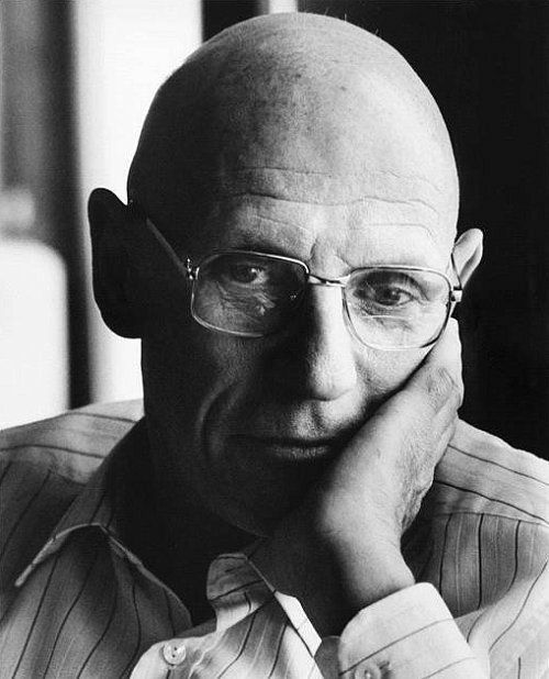 locagonia's tweet photo. con otras herramientas la nueva realidad, su pensamiento se hace más necesariamente vigente. 

https://t.co/ikFIx5Ad7C 

Por Antonio Leal

Post by @cambio21cl

#MichelFoucault #biopoder #libertad  #saber https://t.co/gJEWVIJo0e